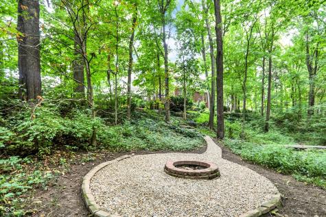 9695 Coyote Court Noblesville IN 46060