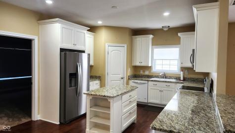 1400 Willow Walk Parkway Elwood IN 46036