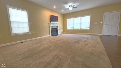 1400 Willow Walk Parkway Elwood IN 46036