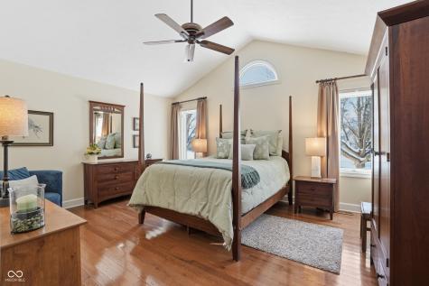 12020 Clubhouse Drive Fishers IN 46038