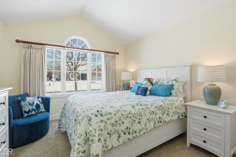 12020 Clubhouse Drive Fishers IN 46038