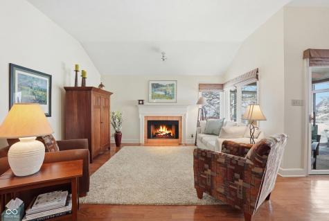 12020 Clubhouse Drive Fishers IN 46038