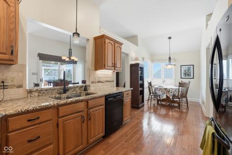 12020 Clubhouse Drive Fishers IN 46038