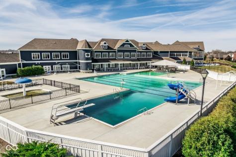 1225 Amberley Way Westfield IN 46074