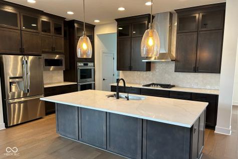 1225 Amberley Way Westfield IN 46074