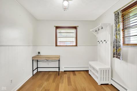 8230 Linda Leigh Lane Indianapolis IN 46217