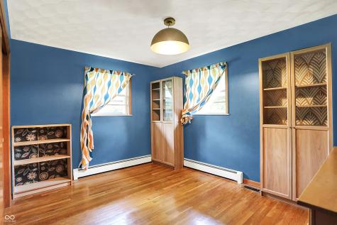 8230 Linda Leigh Lane Indianapolis IN 46217