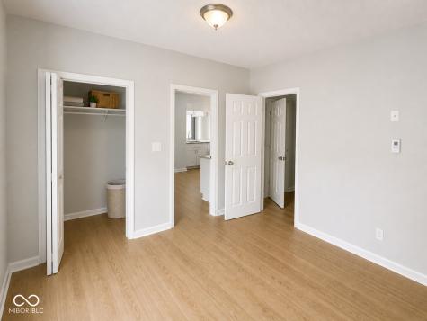 937 Olive Street Indianapolis IN 46203