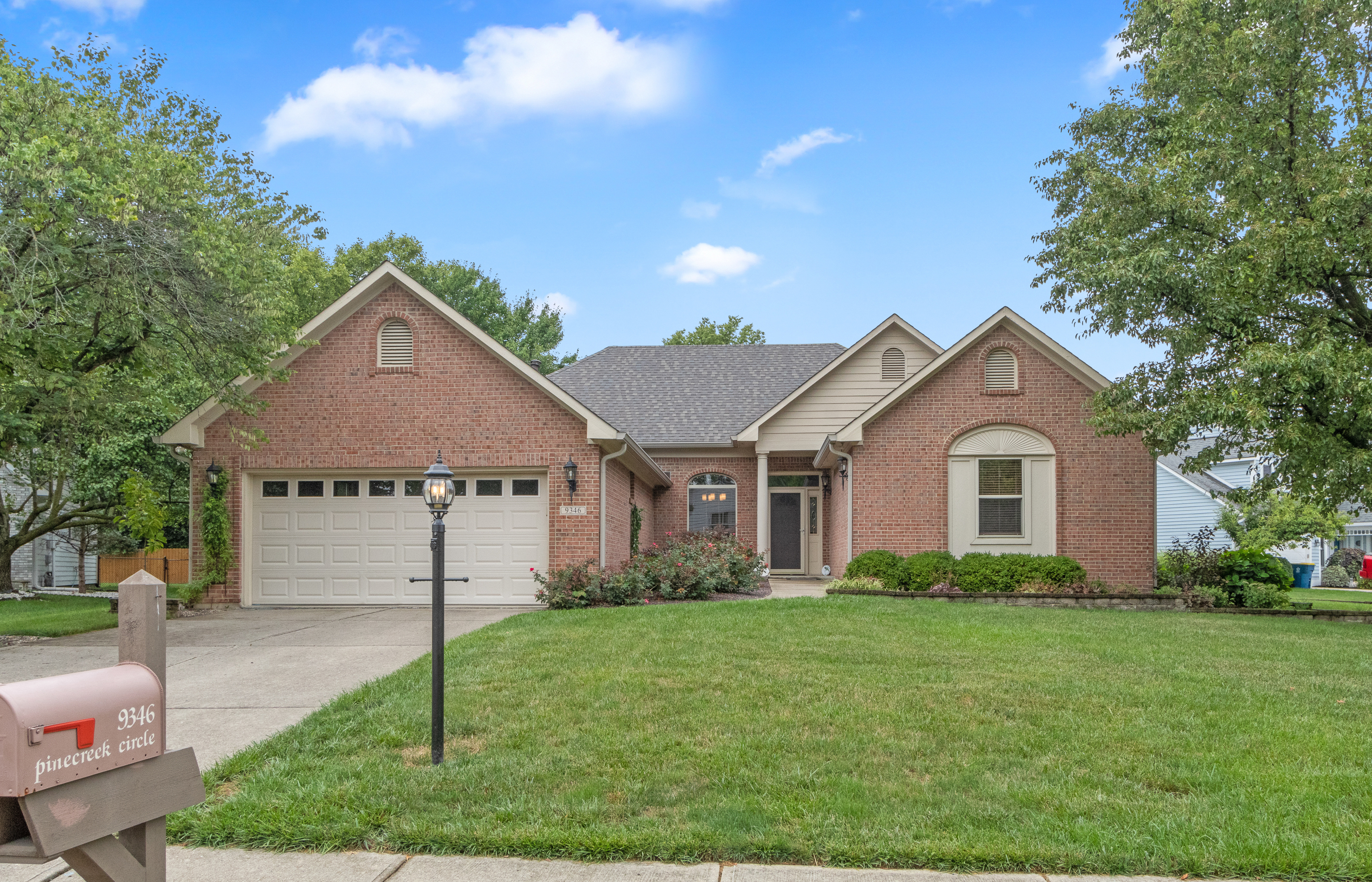 9346 Pinecreek Circle Indianapolis IN 46256