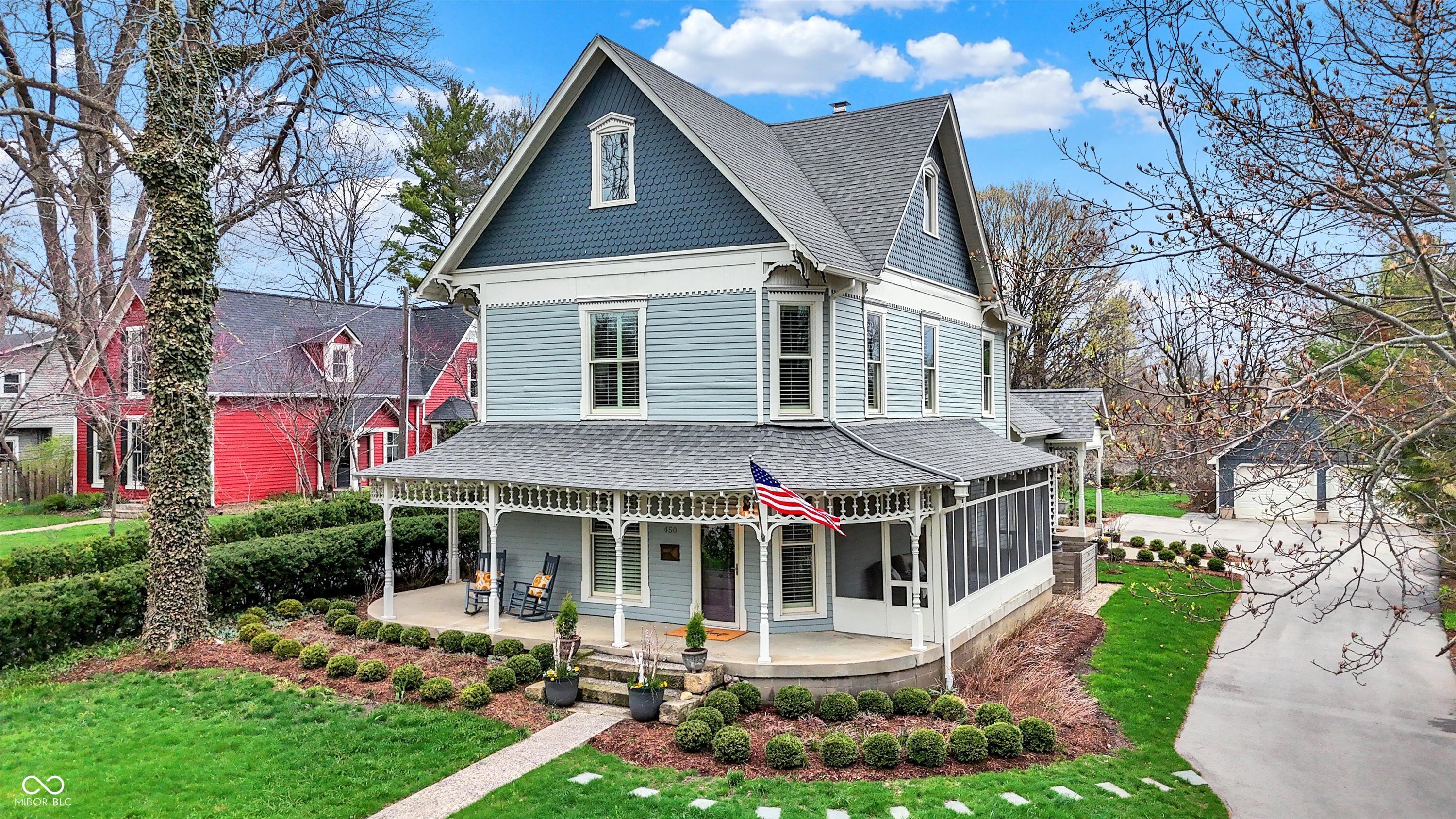 450 W Ash Street Zionsville IN 46077