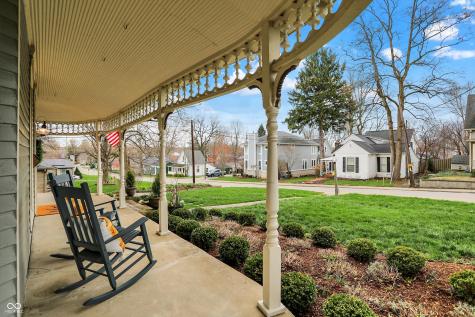 450 W Ash Street Zionsville IN 46077