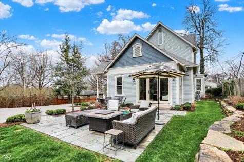 450 W Ash Street Zionsville IN 46077