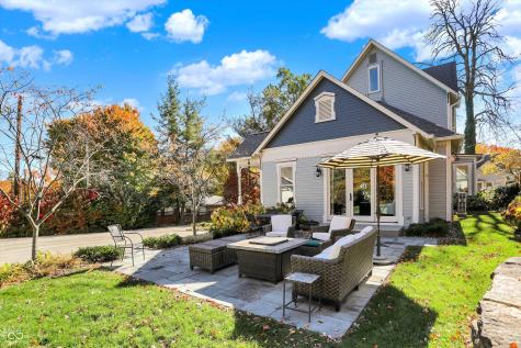 450 W Ash Street Zionsville IN 46077
