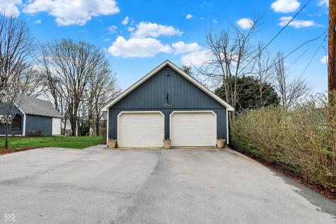450 W Ash Street Zionsville IN 46077