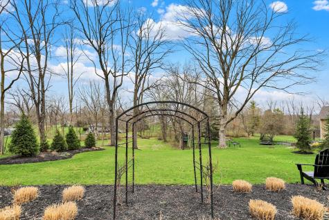 450 W Ash Street Zionsville IN 46077