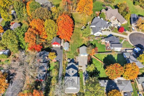 450 W Ash Street Zionsville IN 46077