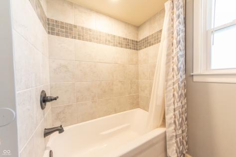 234 Lincoln Street Columbus IN 47201