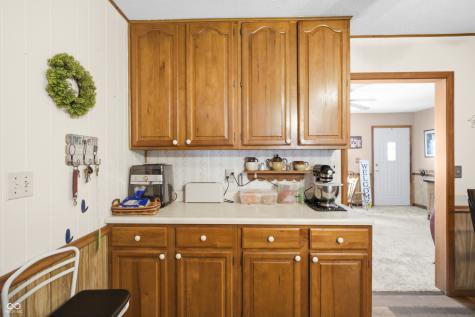 6452 E 550 N Columbus IN 47203