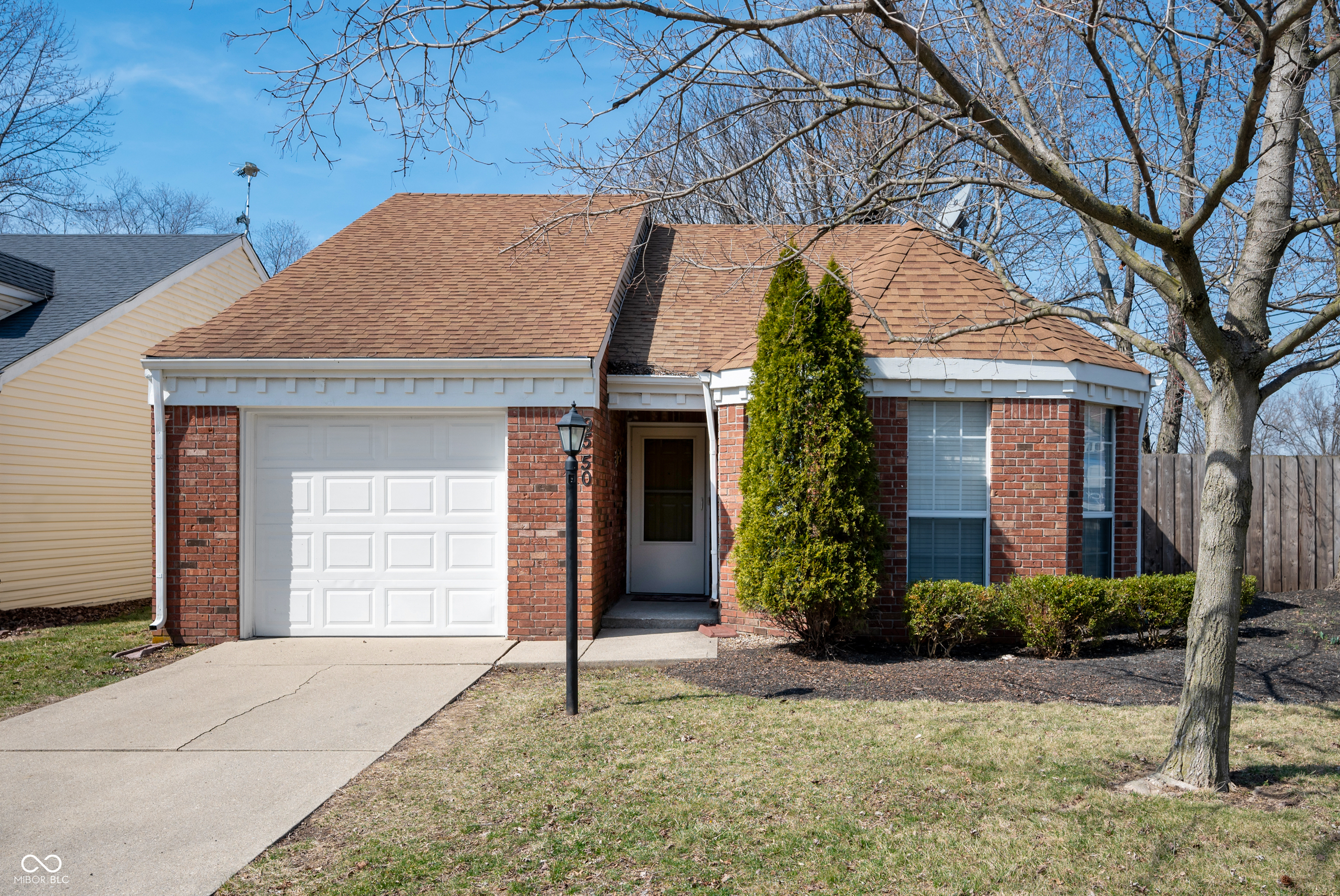 9550 Colony Pointe E Drive Indianapolis IN 46250