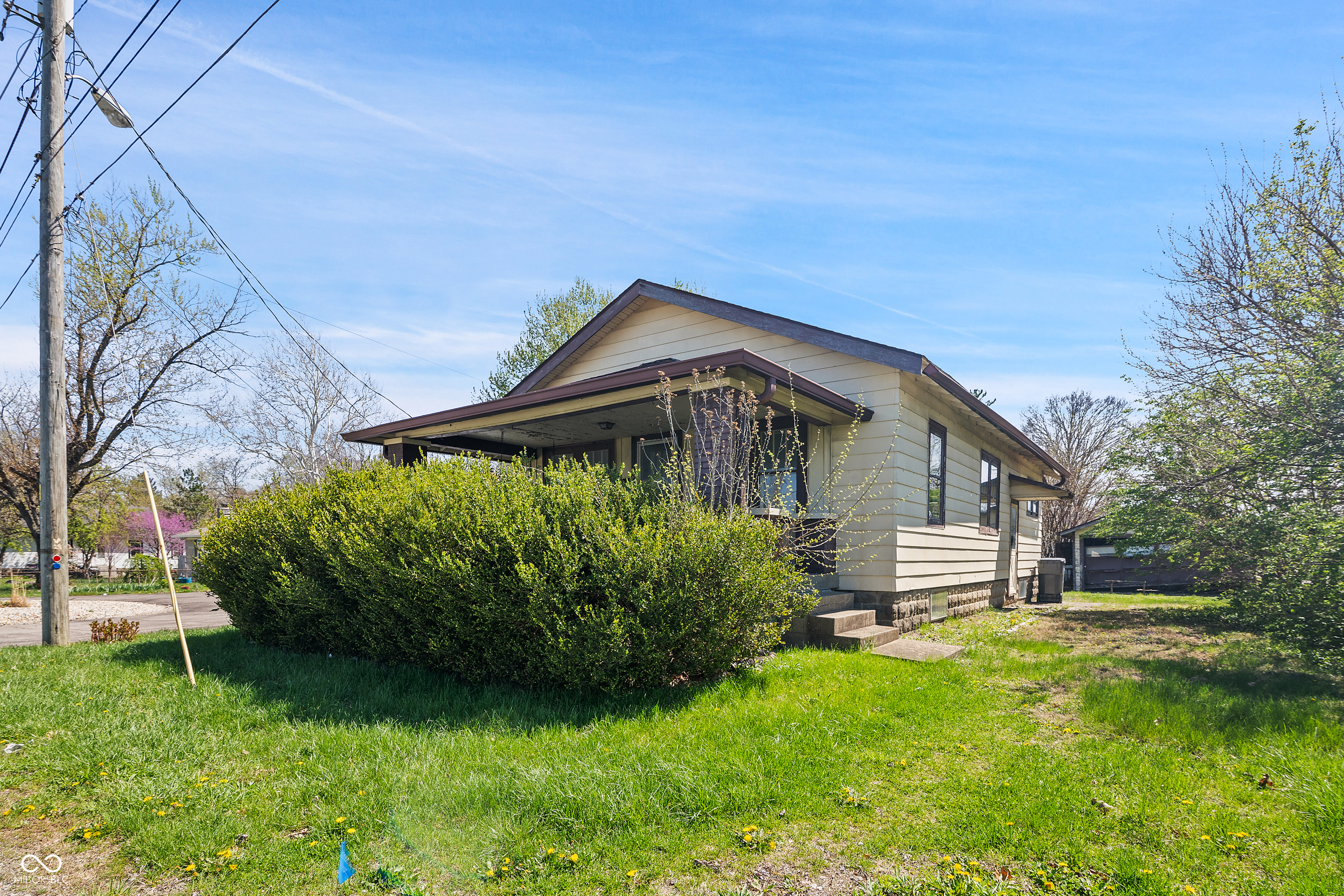 6335 E 16th Street Indianapolis IN 46219