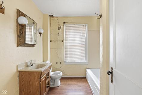 6335 E 16th Street Indianapolis IN 46219
