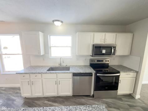 10142 Sandcherry Lane Indianapolis IN 46236