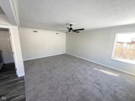 10142 Sandcherry Lane Indianapolis IN 46236