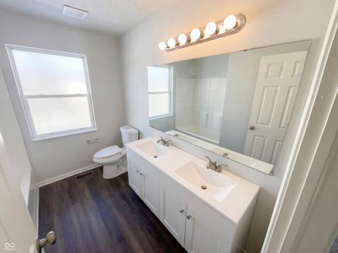 10142 Sandcherry Lane Indianapolis IN 46236