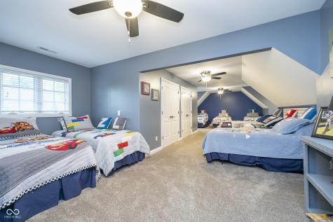 12192 Woods Bay Place Carmel IN 46033