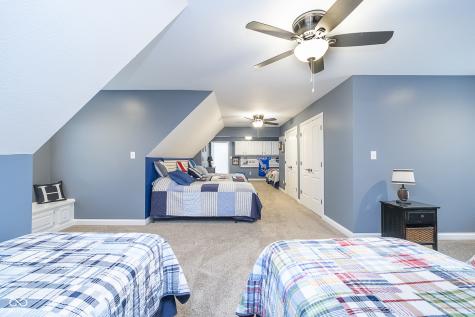 12192 Woods Bay Place Carmel IN 46033