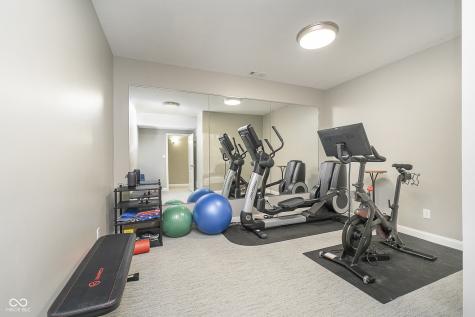 12192 Woods Bay Place Carmel IN 46033