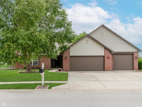 642 Port Drive Avon IN 46123