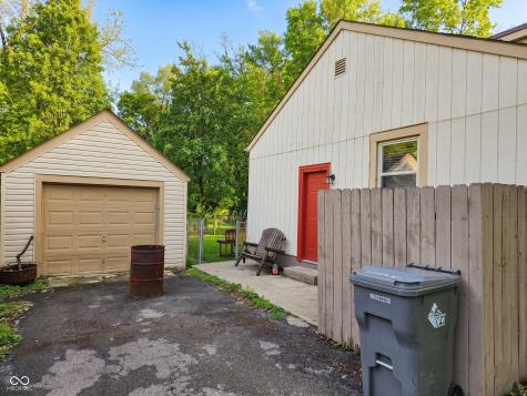 3823 Rockville Road Indianapolis IN 46222