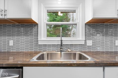 4705 Allisonville Road Indianapolis IN 46205