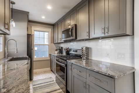 2426 Northview Avenue Indianapolis IN 46220
