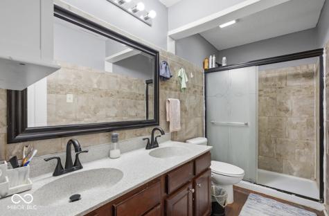 2951 Hearthside Drive Greenwood IN 46143