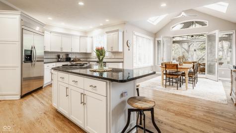 12862 Norfolk Circle Carmel IN 46032