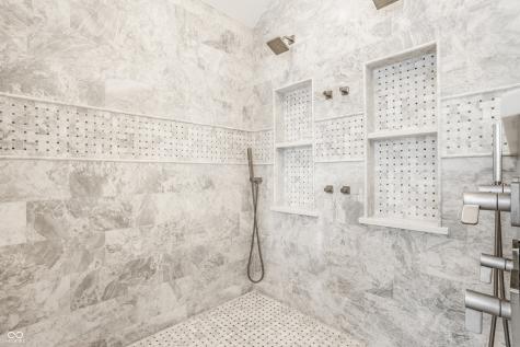 12862 Norfolk Circle Carmel IN 46032