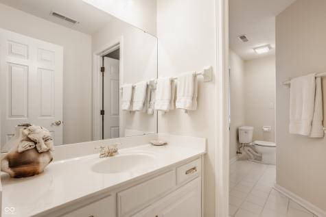 12862 Norfolk Circle Carmel IN 46032