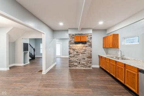 350 N Belleview Place Indianapolis IN 46222