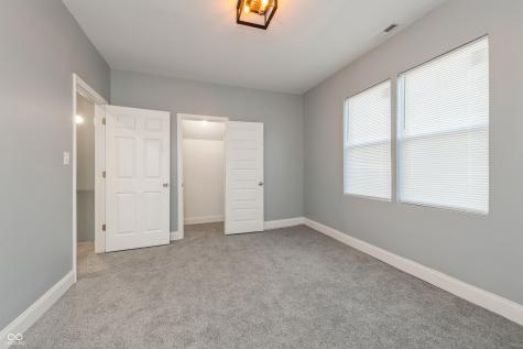 350 N Belleview Place Indianapolis IN 46222