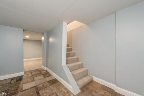 350 N Belleview Place Indianapolis IN 46222