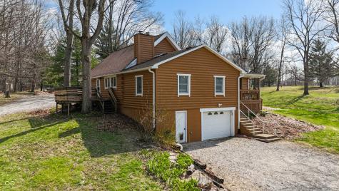 2409 E County Rd 700 S Cloverdale IN 46120