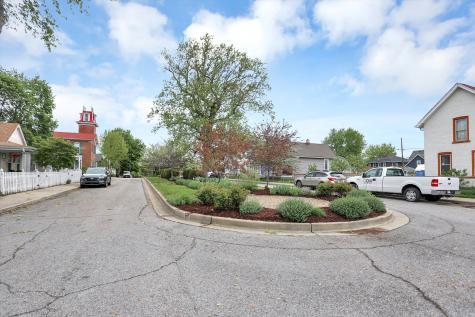 405 Lincoln Street Indianapolis IN 46225