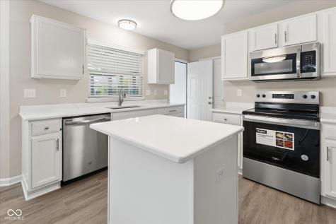 17002 Troy Lane Westfield IN 46074