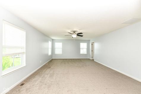 11946 Eaglerun Way Zionsville IN 46077