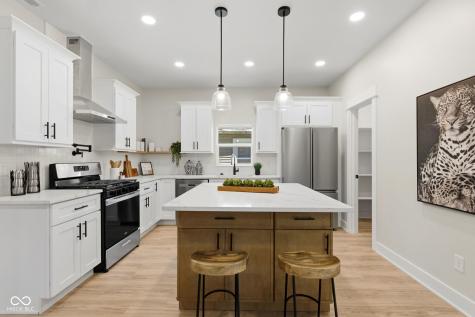 4721 Caroline Street Indianapolis IN 46205
