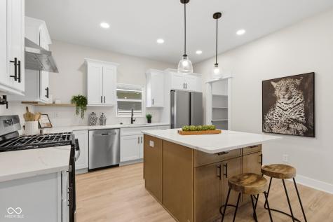 4721 Caroline Street Indianapolis IN 46205