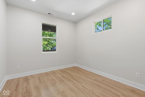 4721 Caroline Street Indianapolis IN 46205