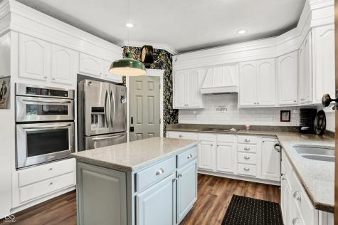 11873 Arborhill Drive Zionsville IN 46077